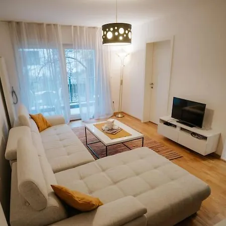 Saray - Stan Na Dan - Sarajevo
